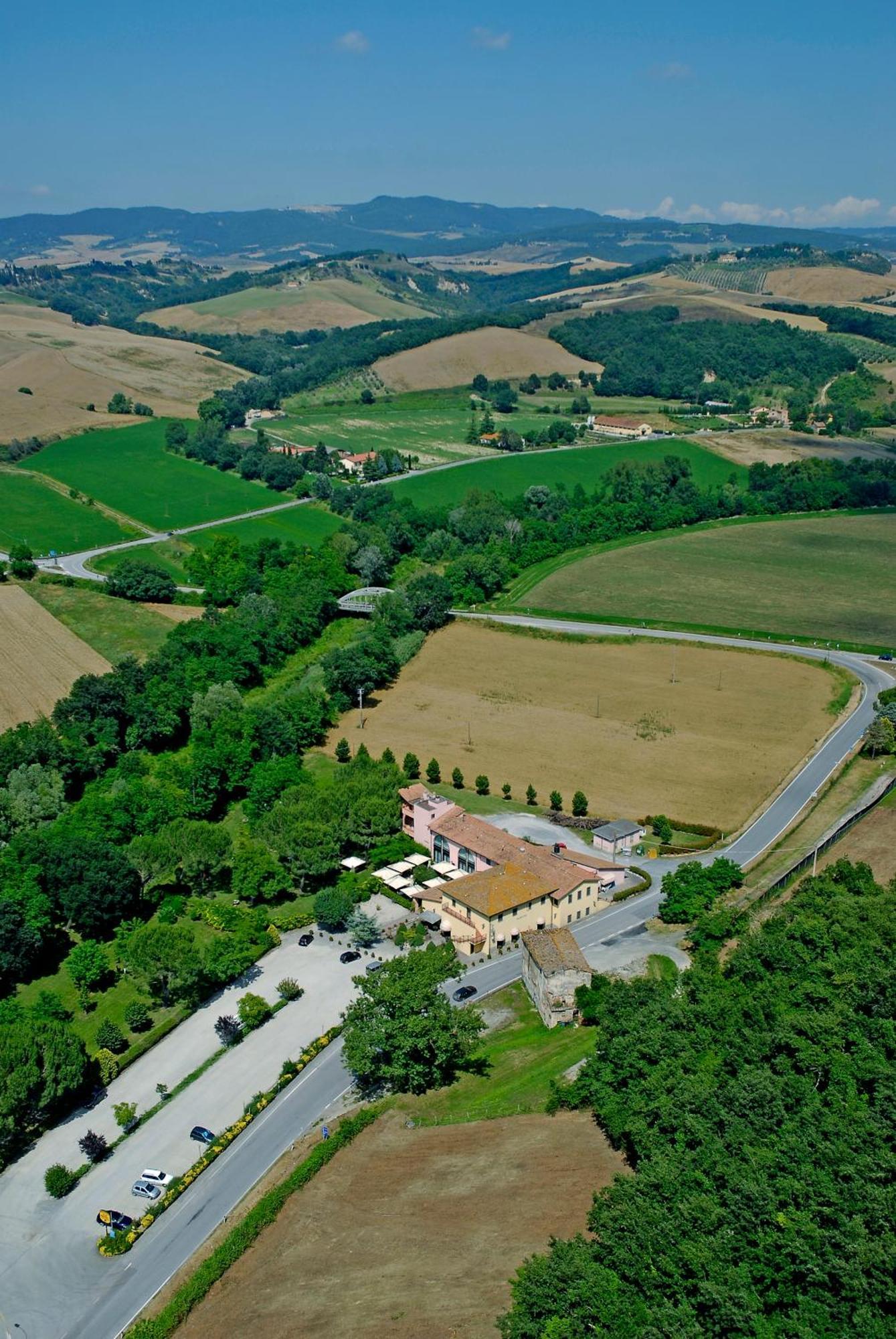 Hotel Molino D'Era Volterra Exterior photo